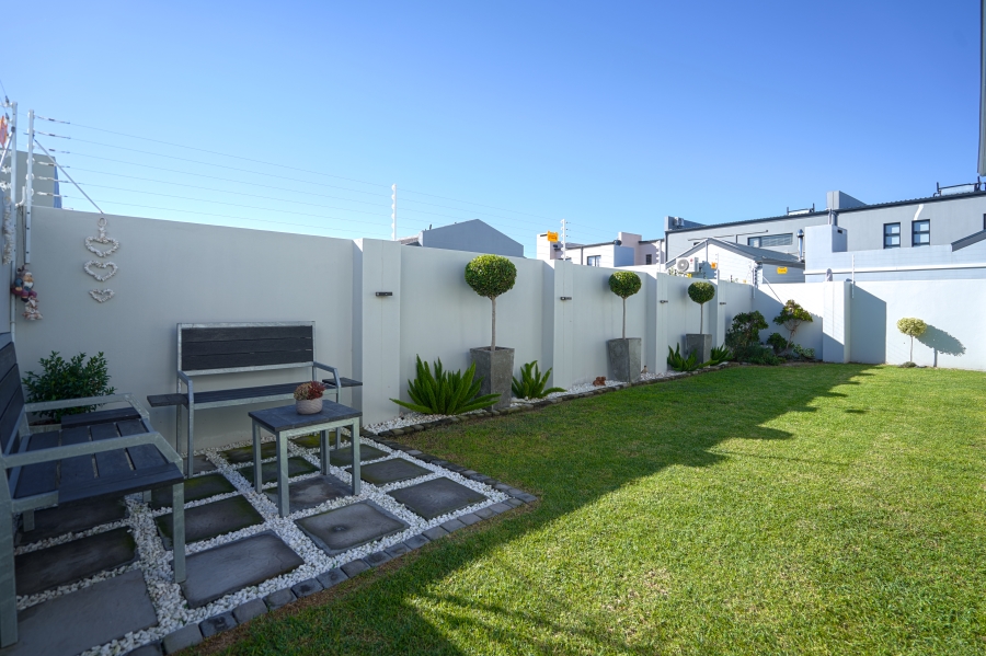 4 Bedroom Property for Sale in Sandown Western Cape